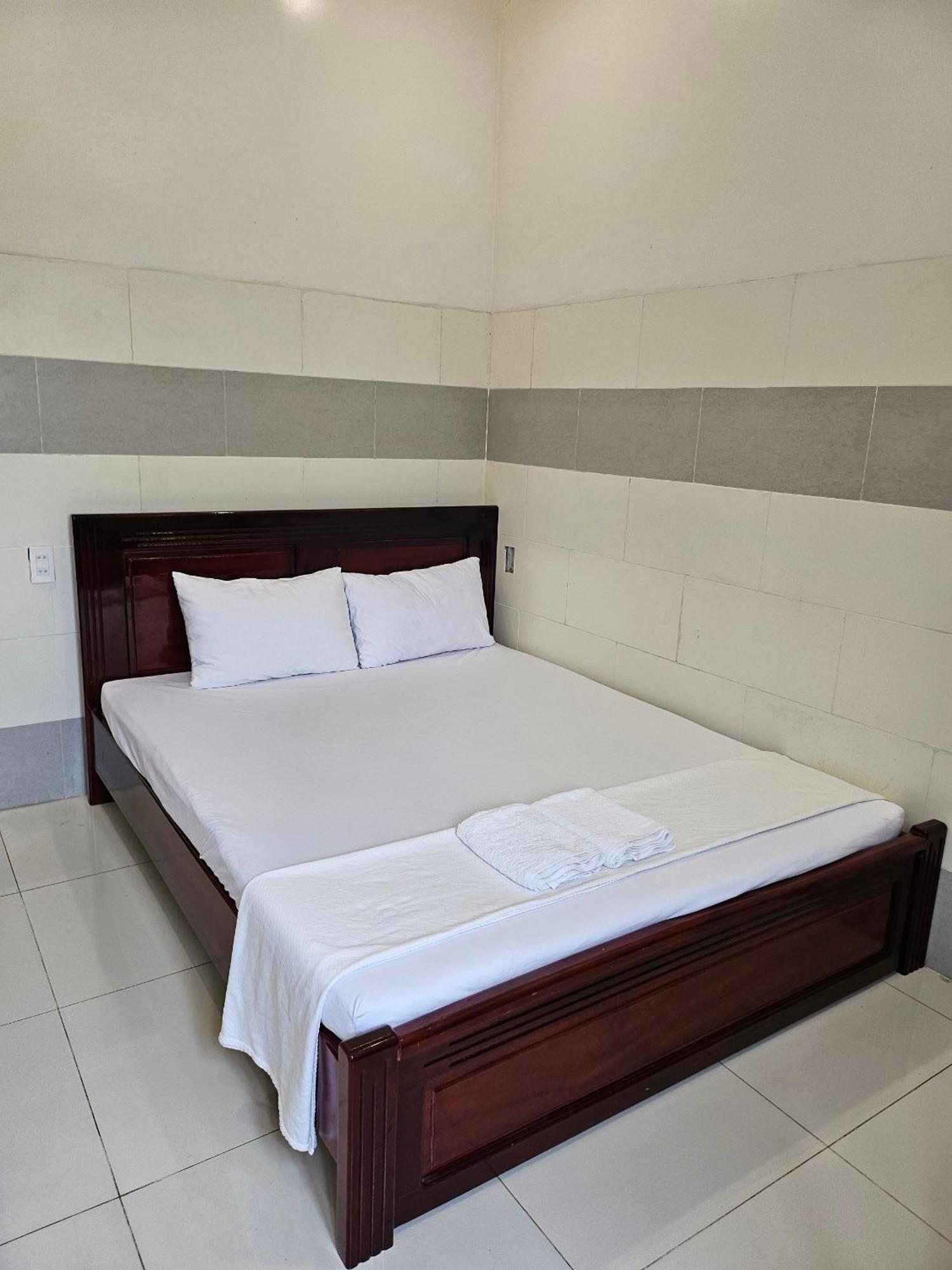 Khach San Hoang Mai Hotel Can Tho Exterior photo